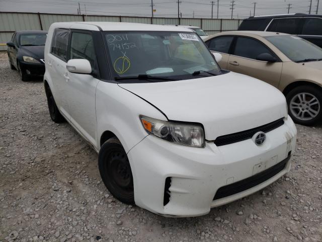 Toyota Scion xb (2015)