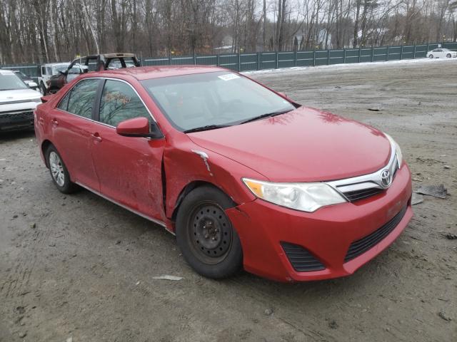 Toyota Camry base (2012)