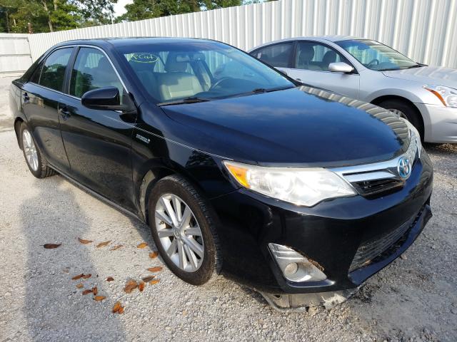 Toyota Camry hybr (2013)