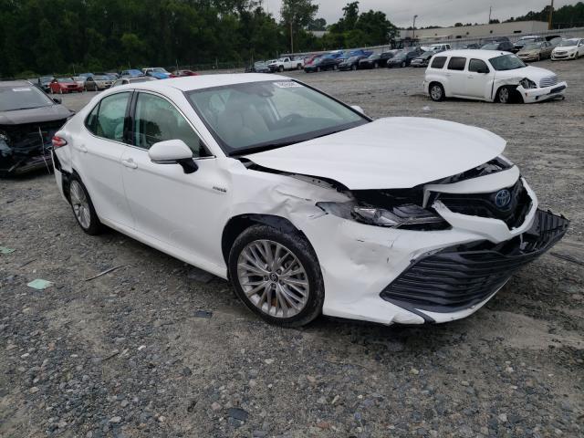 Toyota Camry hybr (2019)