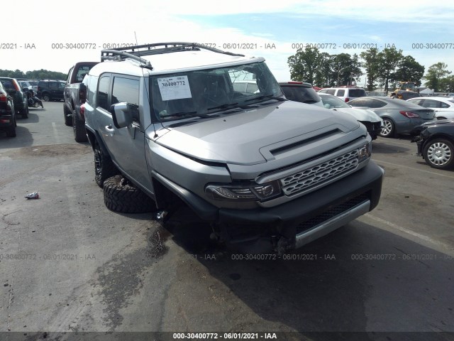 Toyota Fj cruiser (2012)