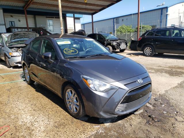 Toyota Scion ia (2016)