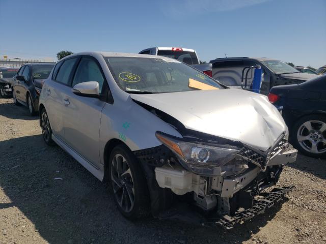 Toyota Scion im (2016)