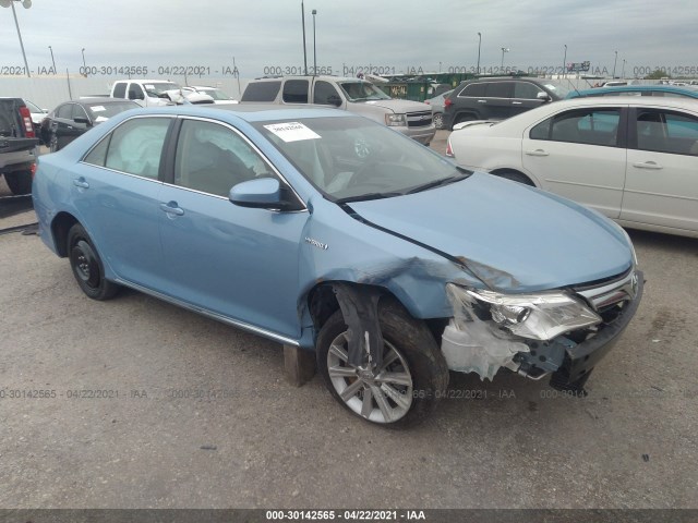 Toyota Camry hybrid (2012)
