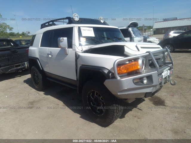 Toyota Fj cruiser (2012)
