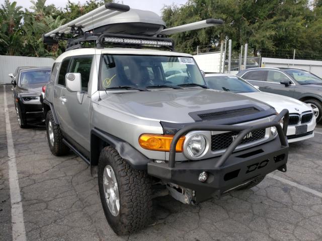 Toyota Fj cruiser (2010)