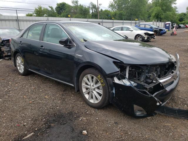 Toyota Camry hybr (2013)