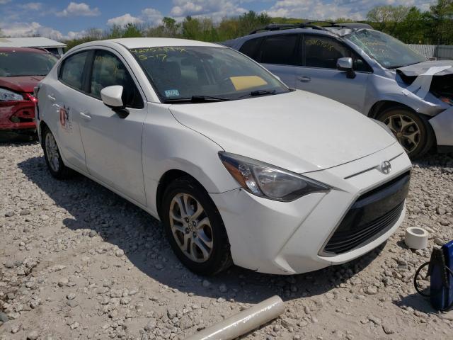 Toyota Scion ia (2016)