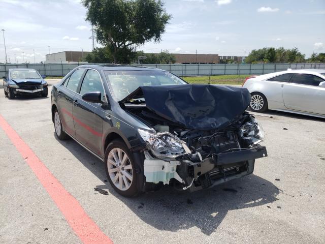 Toyota Camry hybr (2013)