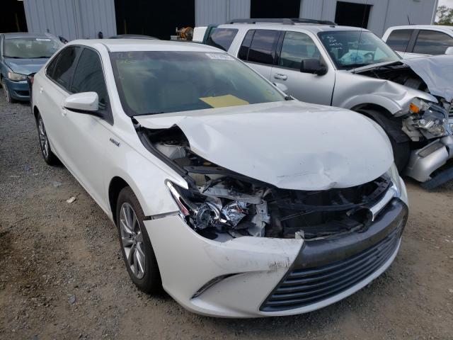 Toyota Camry hybr (2016)