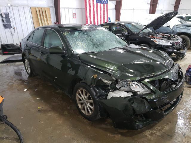 Toyota Camry base (2011)