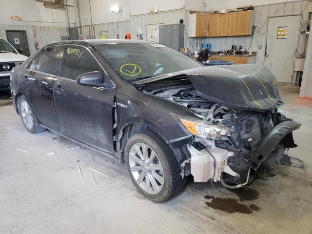 Toyota Camry hybr (2012)