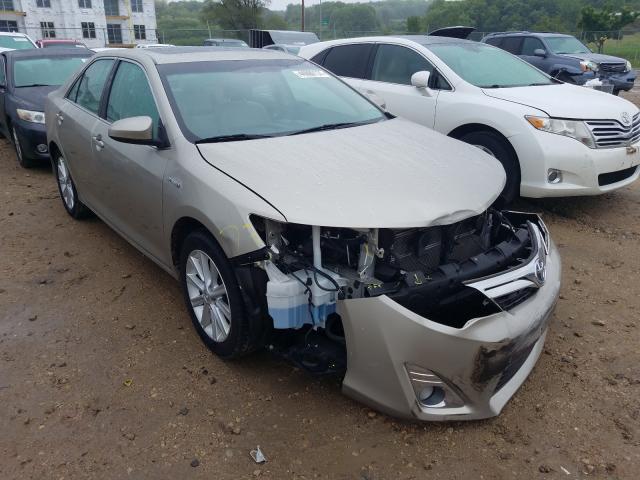 Toyota Camry hybr (2014)