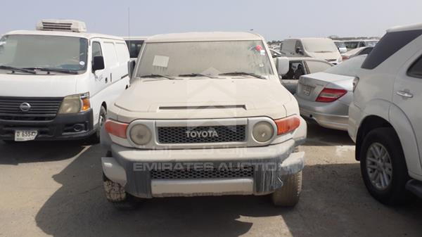 Toyota Fj cruiser (2014)