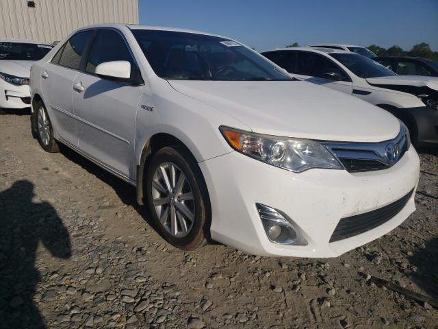 Toyota Camry hybr (2013)