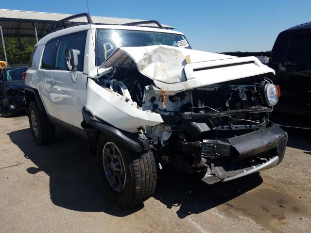Toyota Fj cruiser (2013)