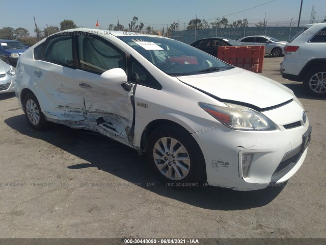 Toyota Prius plug-in (2013)
