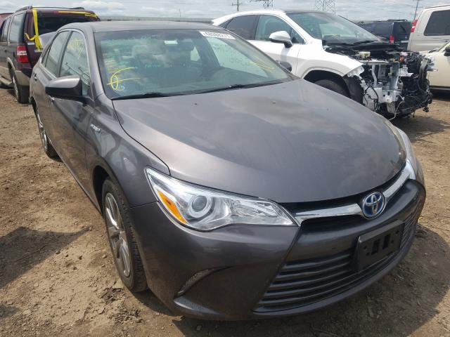 Toyota Camry hybr (2015)