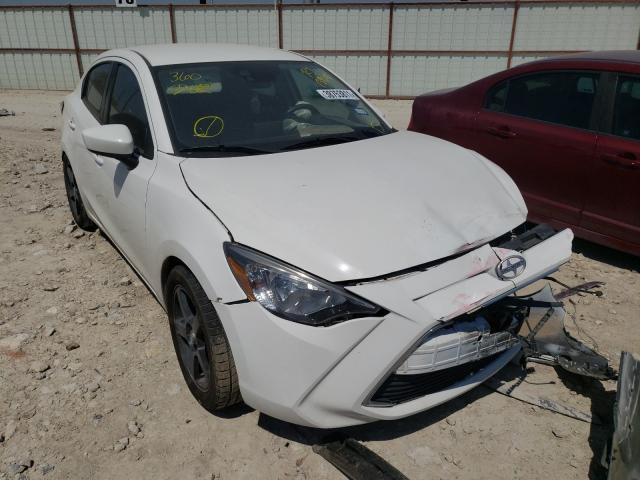 Toyota Scion ia (2016)