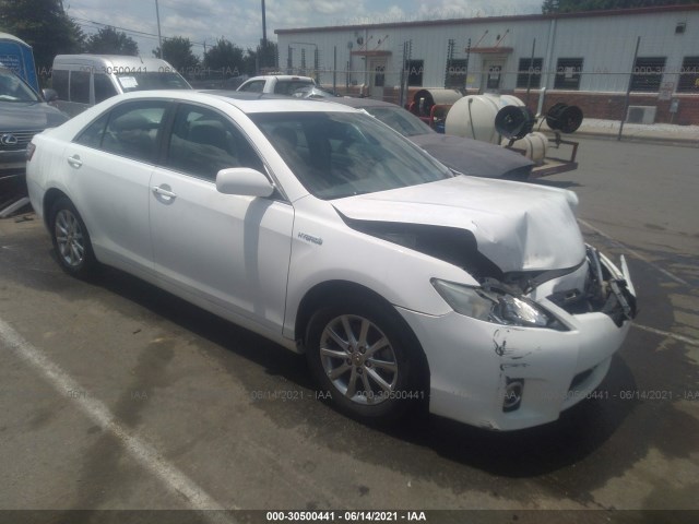 Toyota Camry hybrid (2010)