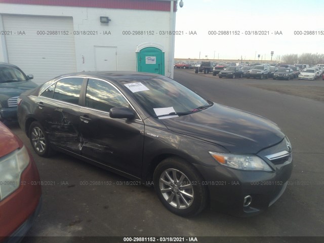 Toyota Camry hybrid (2010)