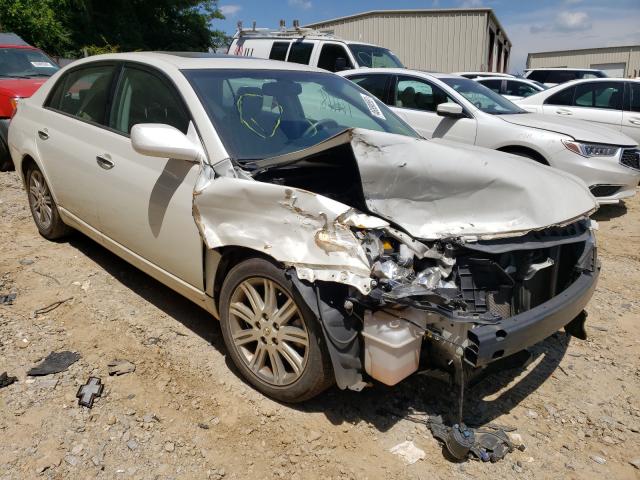 Toyota Avalon xl (2010)
