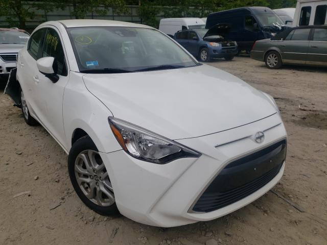 Toyota Scion ia (2016)