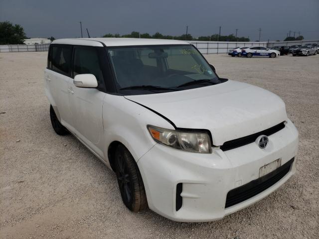 Toyota Scion xb (2012)