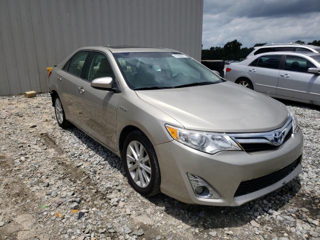 Toyota Camry hybr (2013)