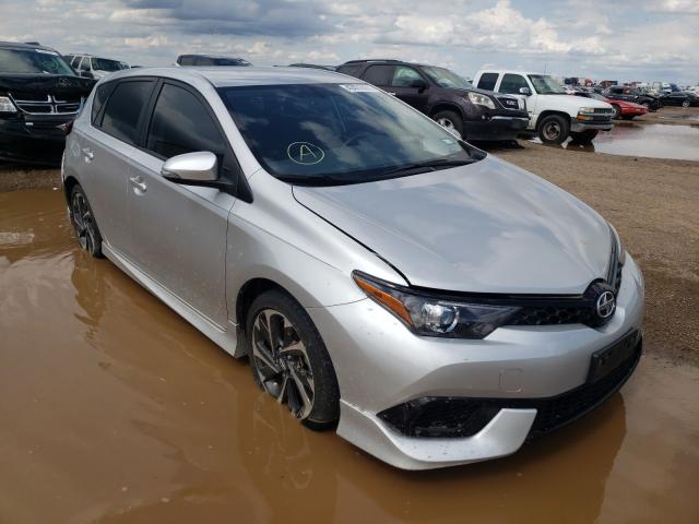 Toyota Scion im (2016)