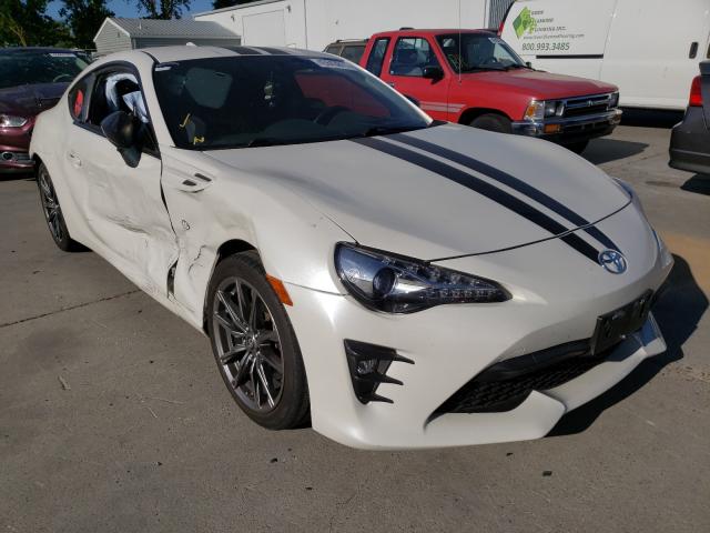 Toyota 86 base (2017)