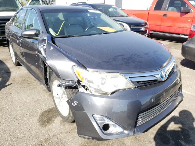 Toyota Camry hybr (2012)