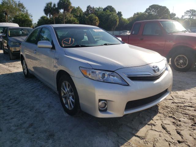 Toyota Camry hybr (2010)