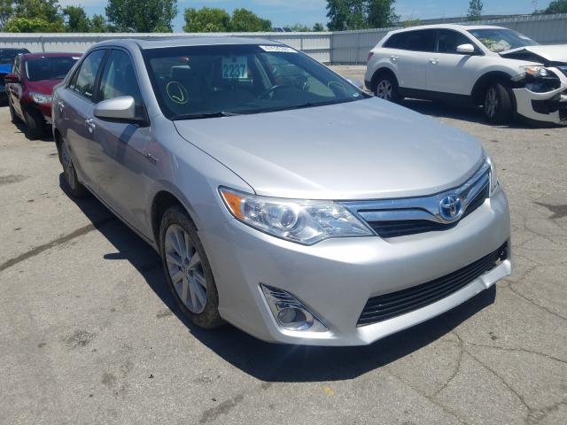 Toyota Camry hybr (2012)