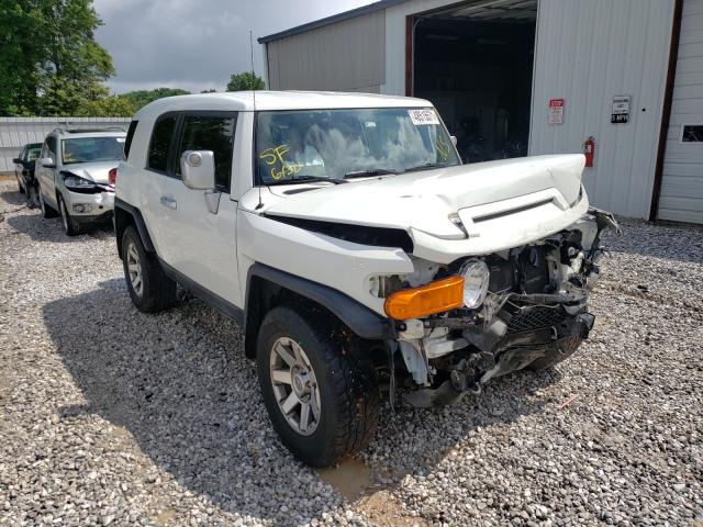 Toyota Fj cruiser (2014)