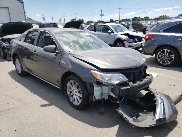 Toyota Camry hybr (2012)