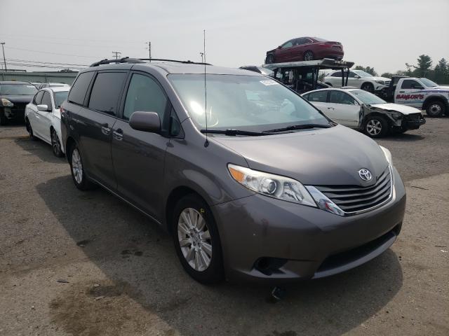 Toyota Sienna xle (2012)