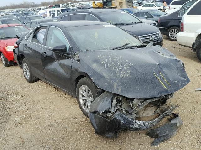 Toyota Camry le (2016)