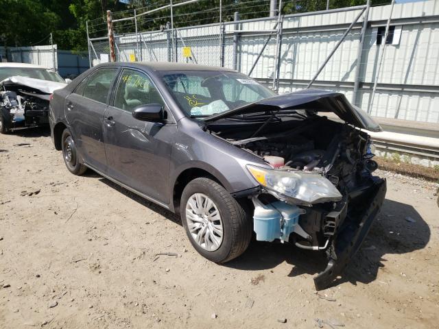 Toyota Camry hybr (2013)