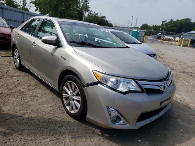 Toyota Camry hybr (2013)