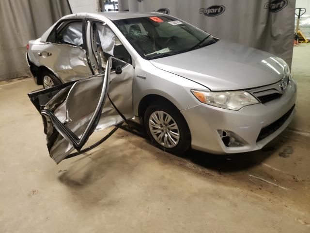 Toyota Camry hybr (2014)