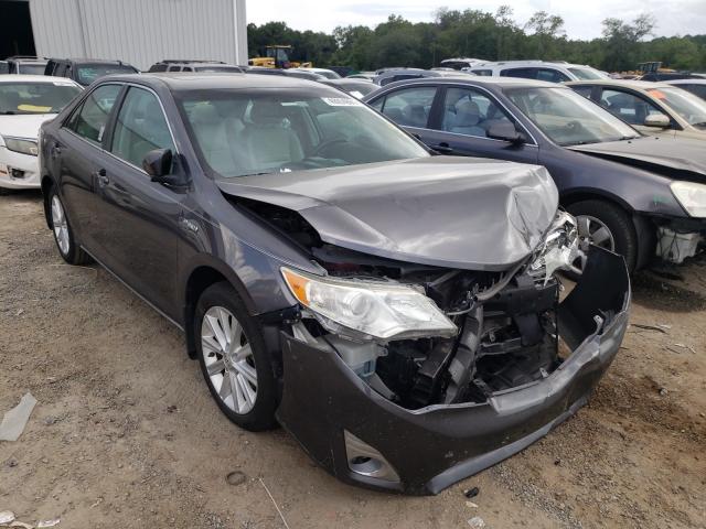 Toyota Camry hybr (2014)
