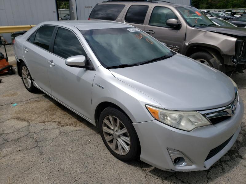 Toyota Camry hybr (2012)