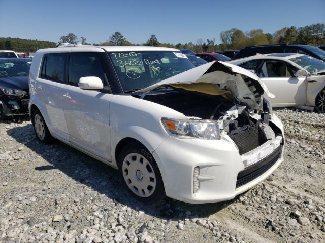 Toyota Scion xb (2015)