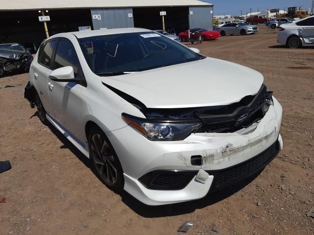 Toyota Scion im (2016)
