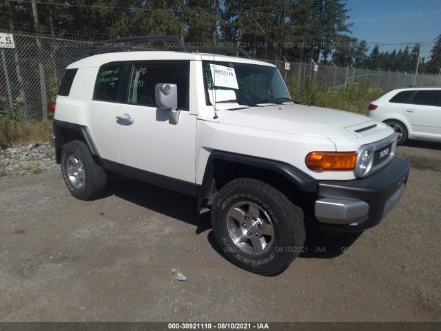 Toyota Fj cruiser (2010)