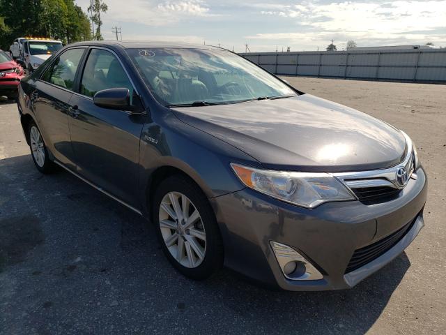 Toyota Camry hybr (2012)