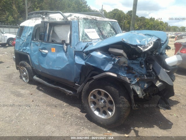 Toyota Fj cruiser (2013)