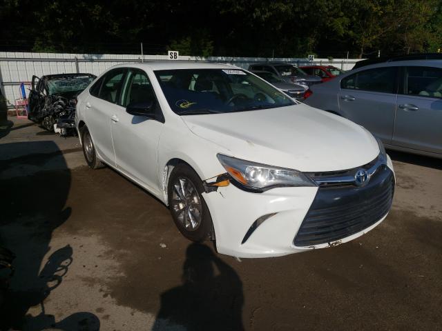 Toyota Camry hybr (2015)