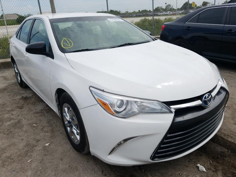 Toyota Camry hybr (2015)